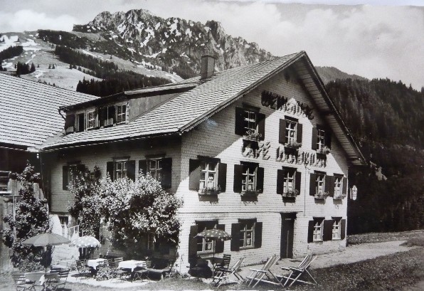 Gassthof Lochbihler in Jungholz 50er Jahre